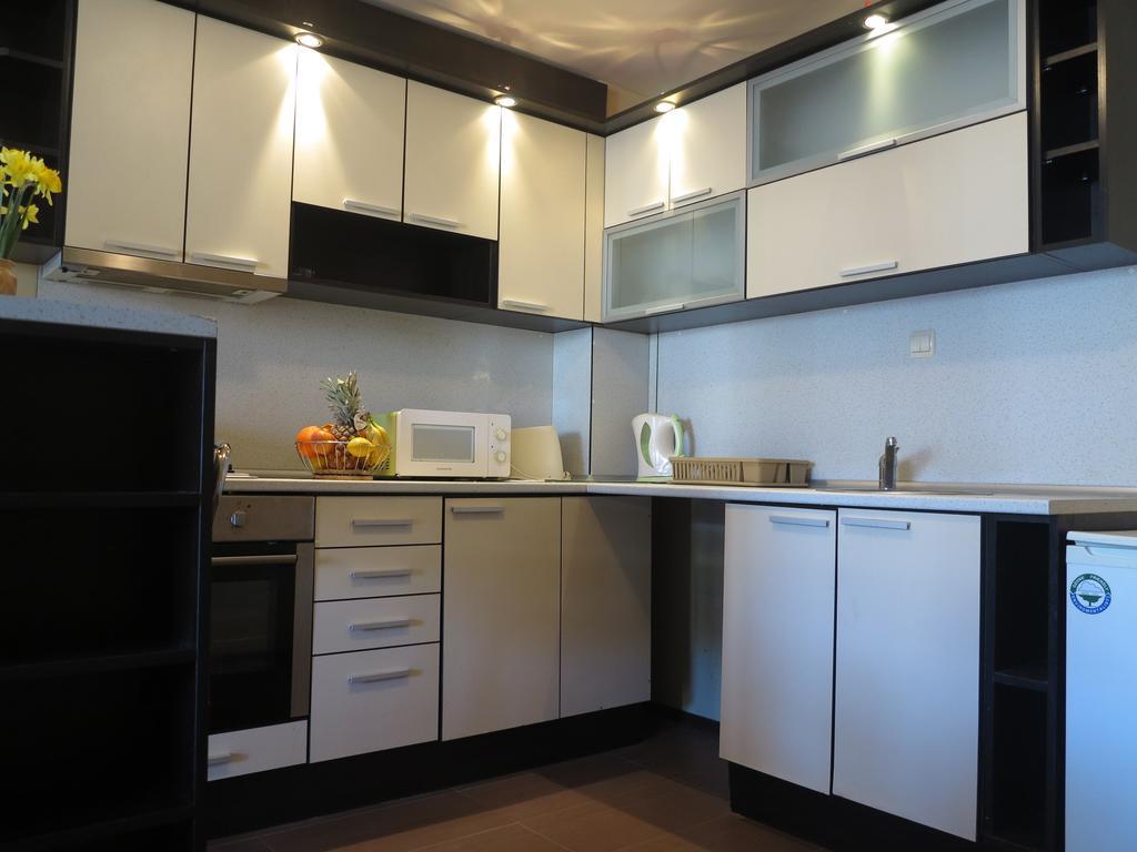 Krassy Summer Apartment غولدن ساندز الغرفة الصورة